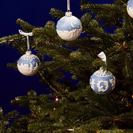 ファーストクリスマス Wedgwood Royal Albert Waterford公式オンラインショップ